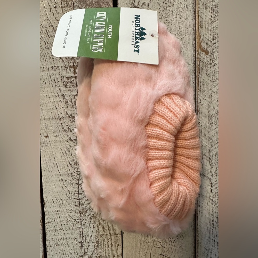 Youth Aloe Infused Cozy Cabin Slippers by Northeast Outfitters - NWT/NIP